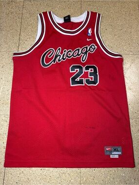 Vintage Nike Chicago Bulls #23 Michael Jordan Stitch Jersey Red +2 Youth Kids XL
